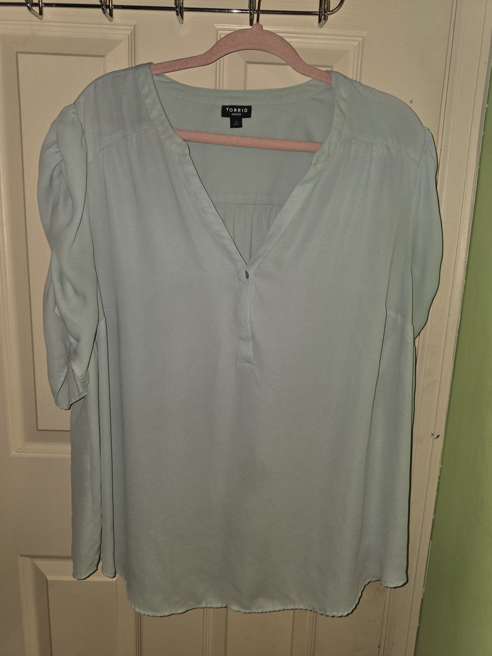 torrid Mint Green V-Neck Tunic Blouse